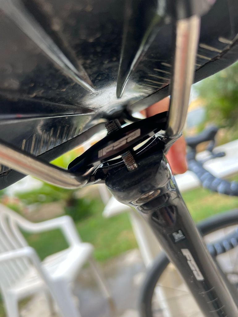 Used Fsa reggisella k-force light carbon monocoque bike — image 5 of 6