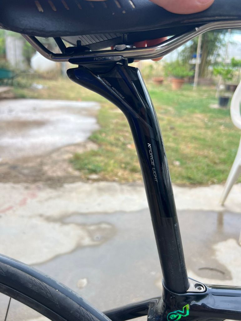 Used Fsa reggisella k-force light carbon monocoque bike — image 1 of 6