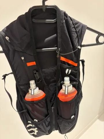 Used Compressport Ultrun S Pack Evo 15 bike — image 11 of 12
