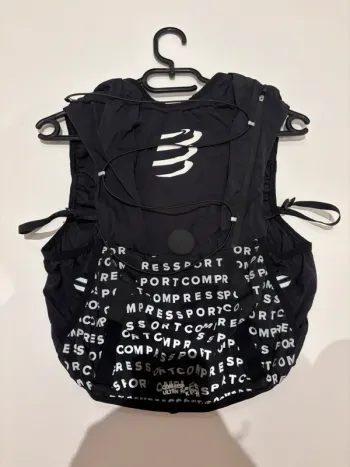 Used Compressport Ultrun S Pack Evo 15 bike — image 4 of 12