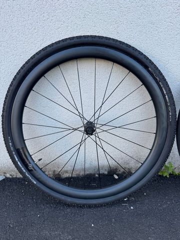 Używany Syncros Carbon Synchros 1.0 x40 2025 bike — zdjęcie 2 z 7