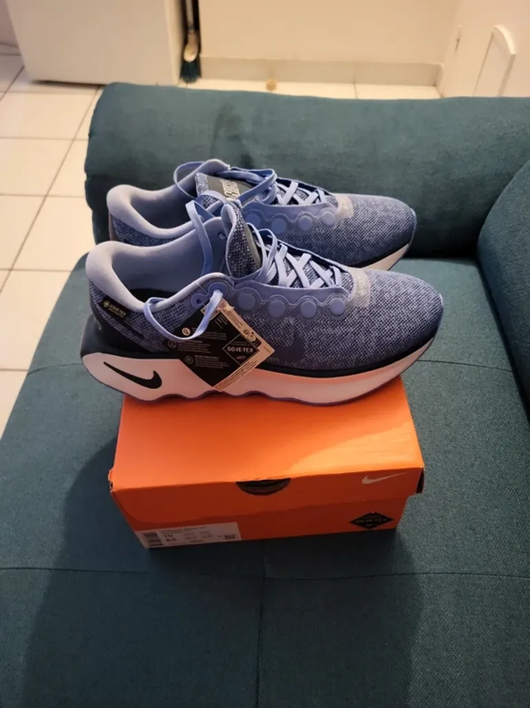Nike Motiva Gore-Tex bike d'occasion — image 2 sur 5