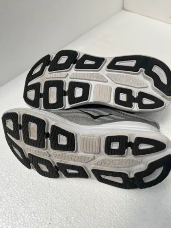 Hoka Bondi 9 bike usato — immagine 6 di 7