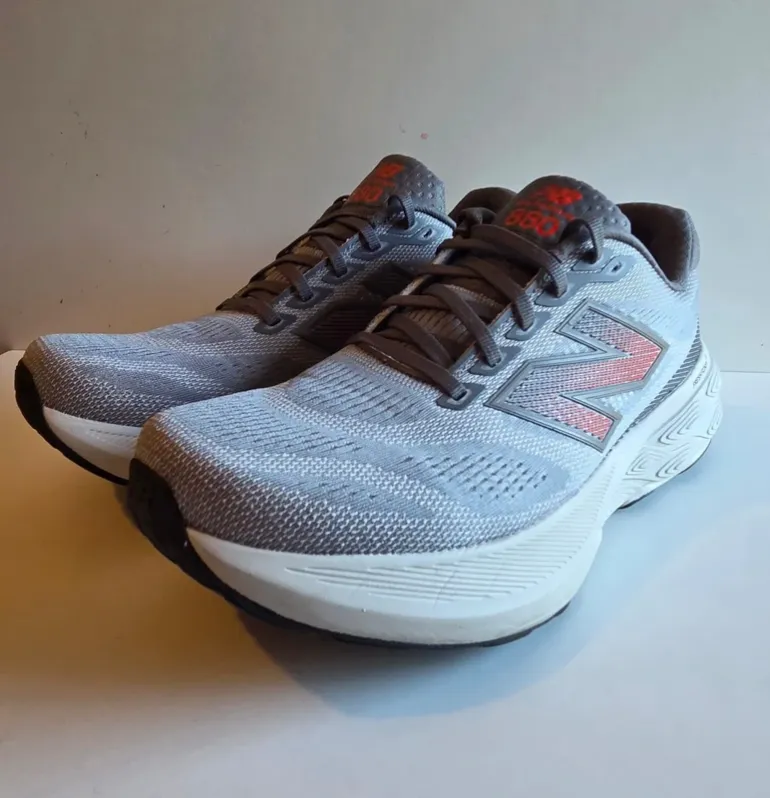 New Balance Fresh Foam X 880 V15 bike de segunda mano — imagen 1 de 11