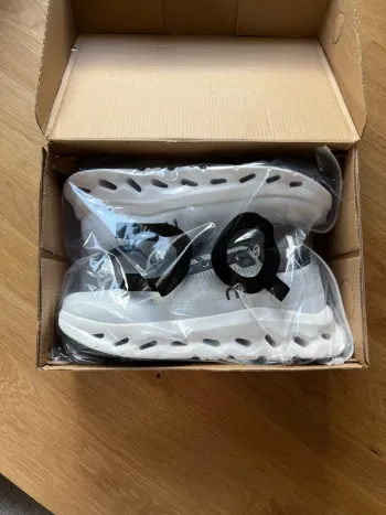 On Running Cloud bike usato — immagine 2 di 7