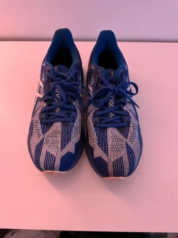 Asics Dynablast 5 bike de segunda mano