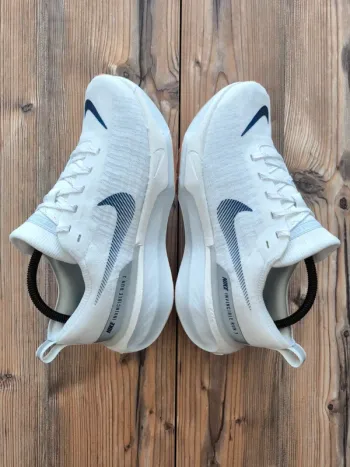 Nike Invincible 3 bike d'occasion — image 4 sur 15