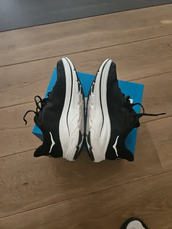 Hoka Clifton 10 bike usato — immagine 4 di 7