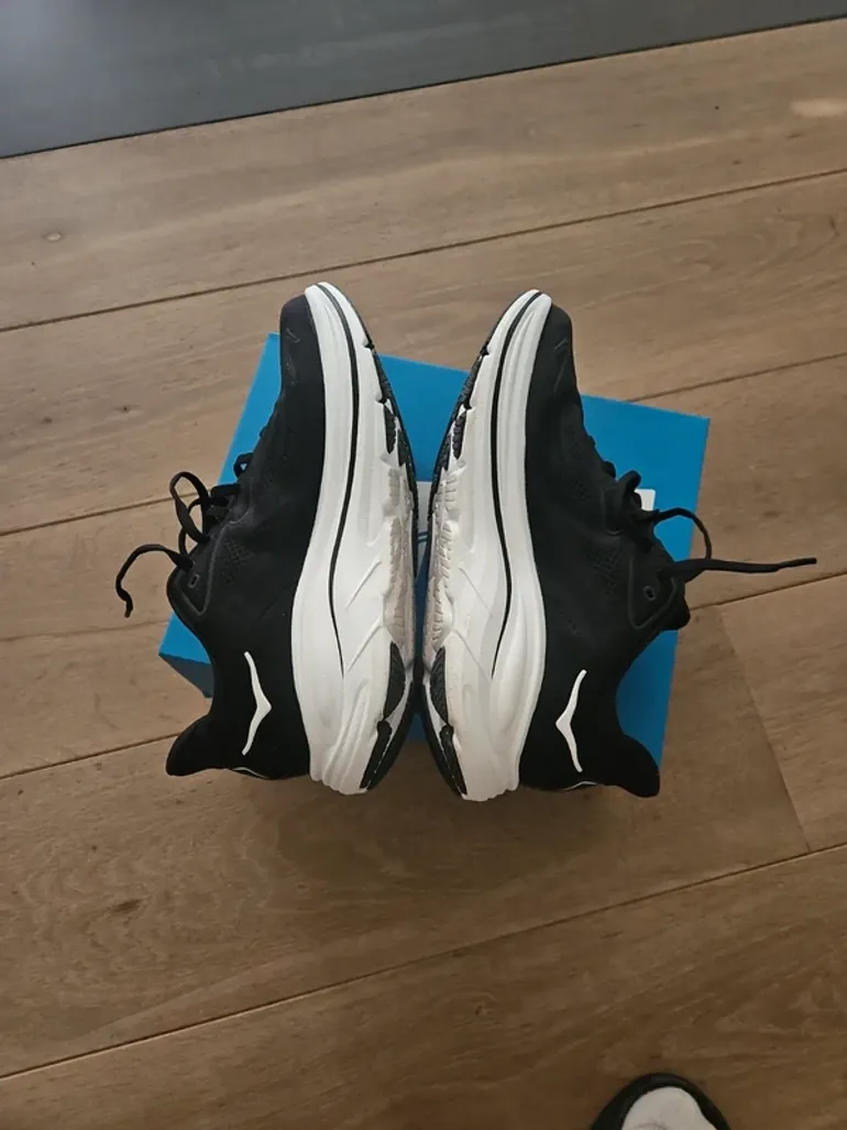 Hoka Clifton 10 bike usato — immagine 4 di 7