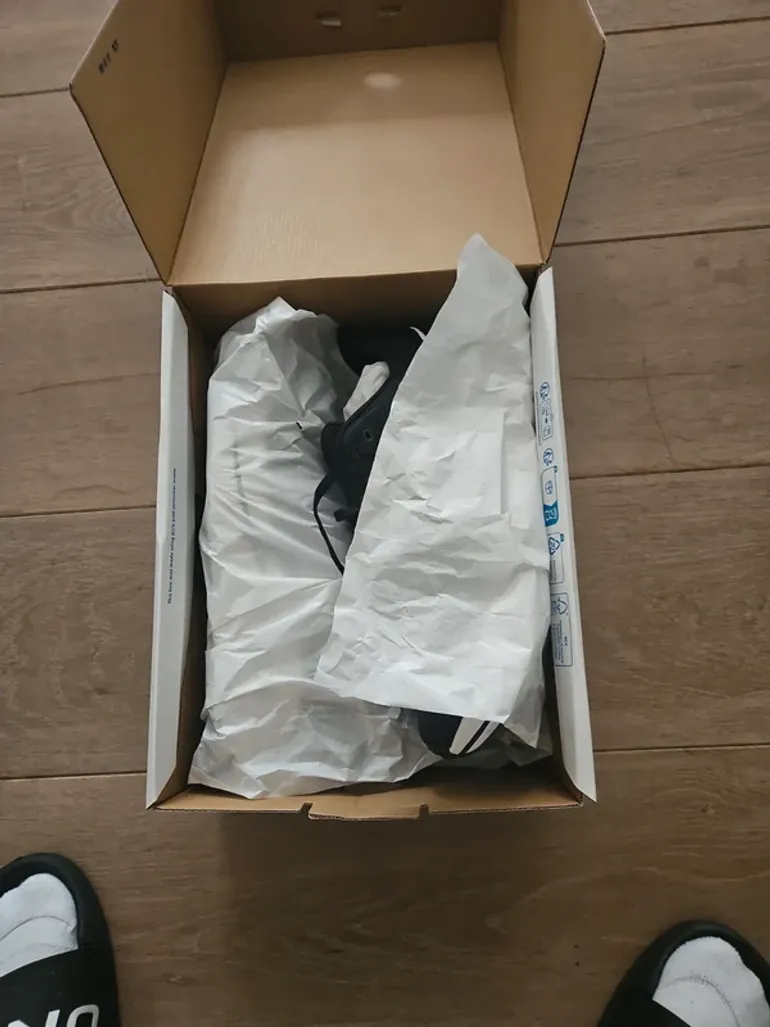 Hoka Clifton 10 bike usato — immagine 6 di 7