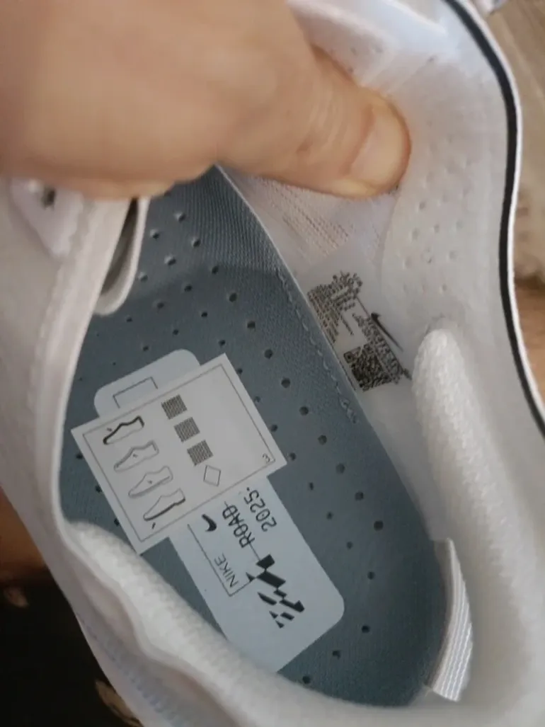 Nike ZoomX Vaporfly Next% 4 bike d'occasion — image 7 sur 8