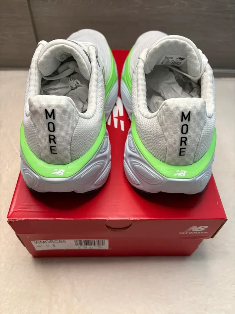 New Balance Fresh Foam X More v5 bike d'occasion — image 9 sur 11