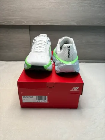 New Balance Fresh Foam X More v5 bike d'occasion — image 5 sur 11
