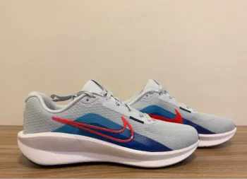 Nike Downshifter 13 bike d'occasion — image 2 sur 9