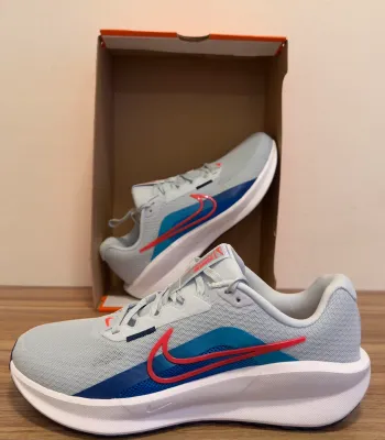 Nike Downshifter 13 bike d'occasion