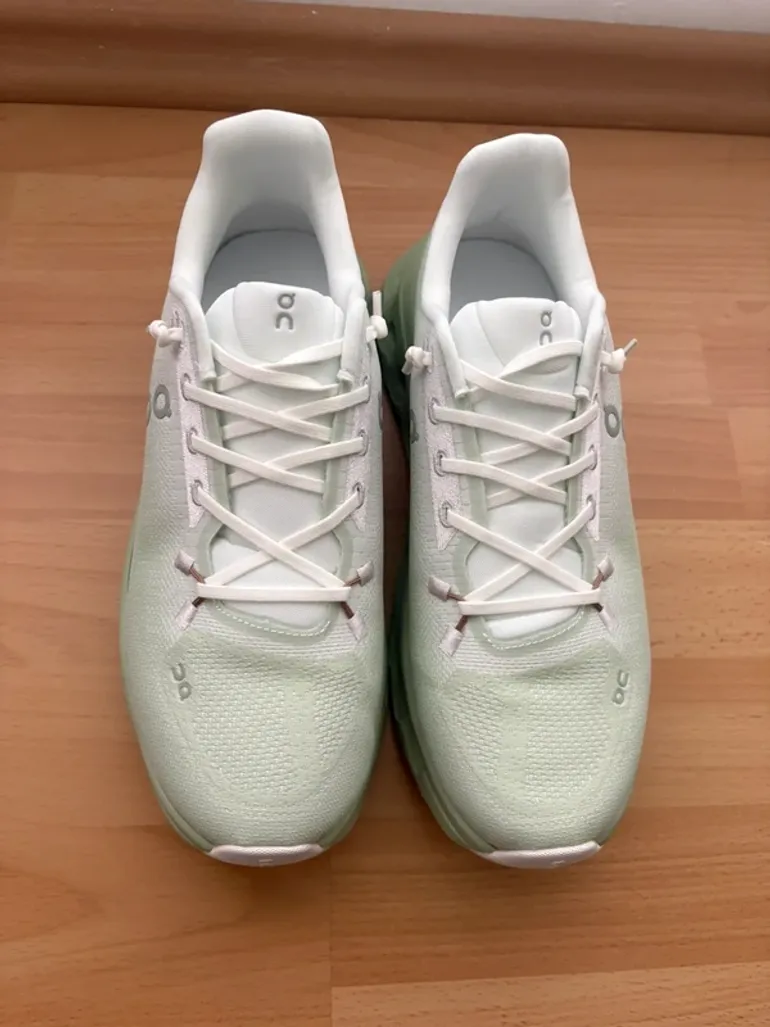 Ideal On Laufschuhe Grün Größe 41 bike de segunda mano — imagen 3 de 5