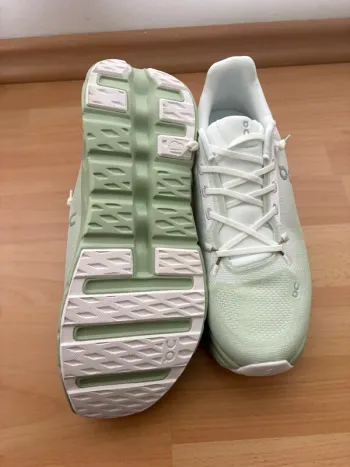 Ideal On Laufschuhe Grün Größe 41 bike de segunda mano — imagen 4 de 5