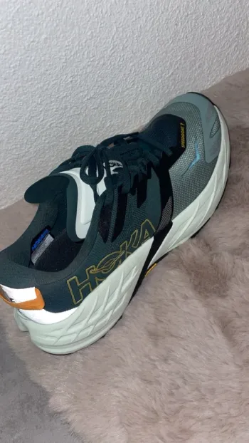 Hoka Chaussures bike usato