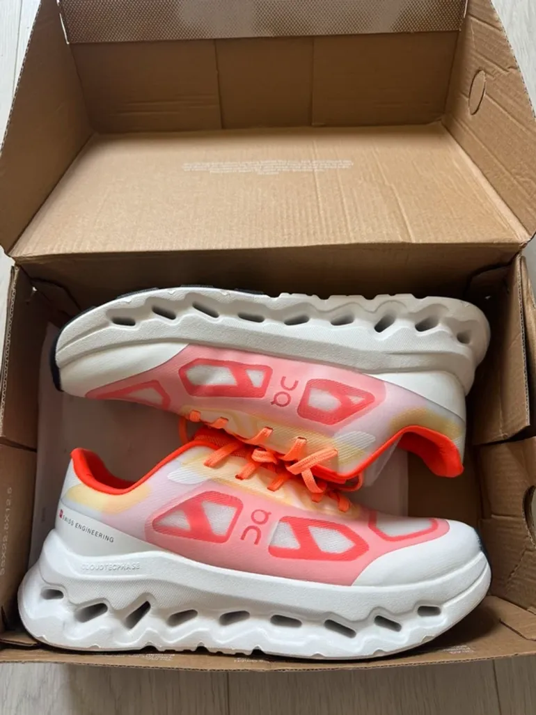 On Running On Schuhe bike usato — immagine 1 di 4