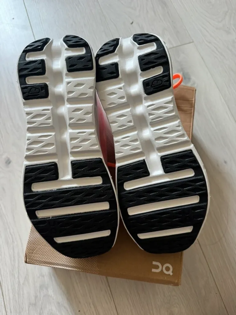 On Running On Schuhe bike usato — immagine 4 di 4