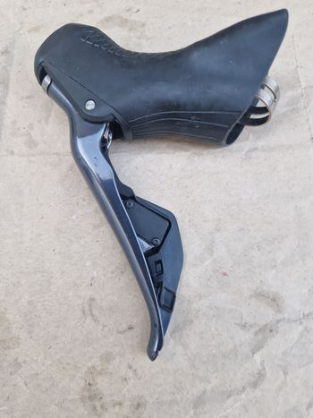Used Shimano Ultegra ST8070R DI2 11s dics højregreb 2024 bike — image 6 of 8