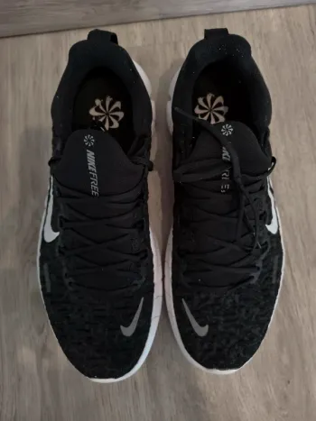 Nike Free Run 5.0 bike d'occasion — image 3 sur 8