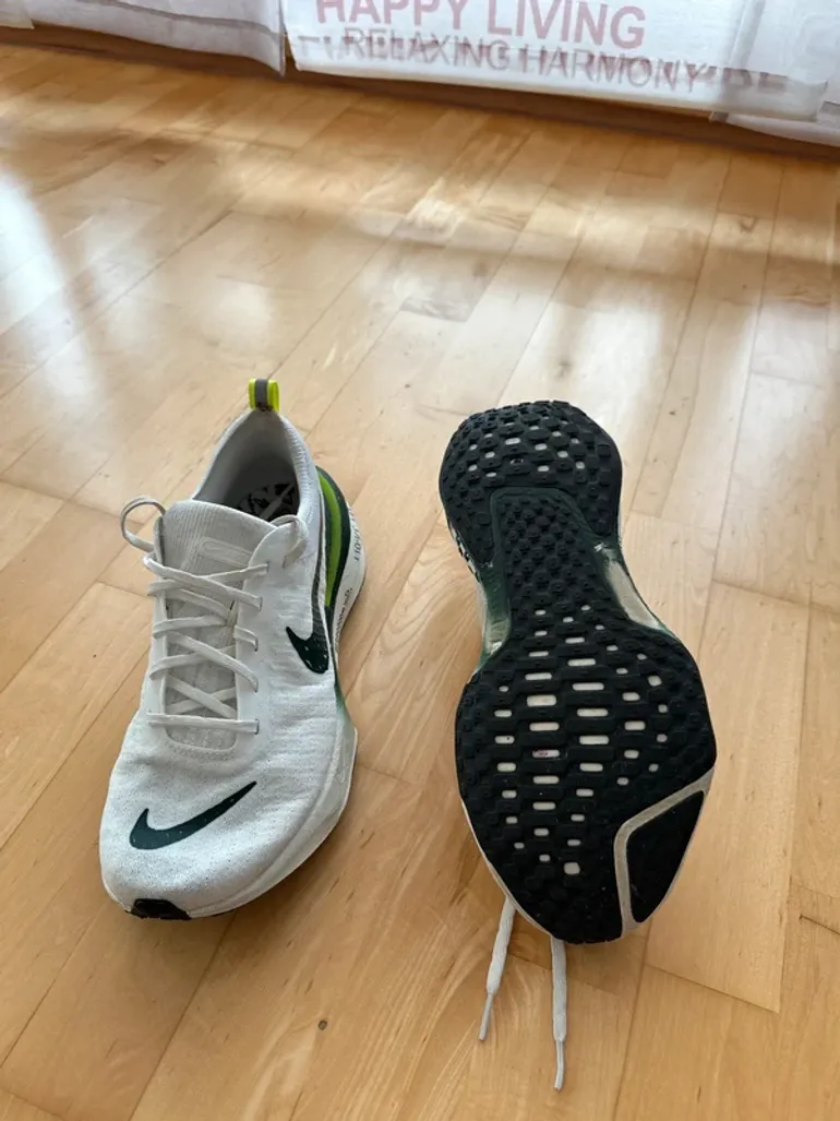 Nike Invincible 3 bike d'occasion — image 2 sur 5
