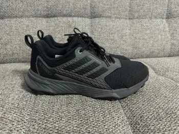 Käytetty Adidas tracefinder bike — kuva 3 / 7