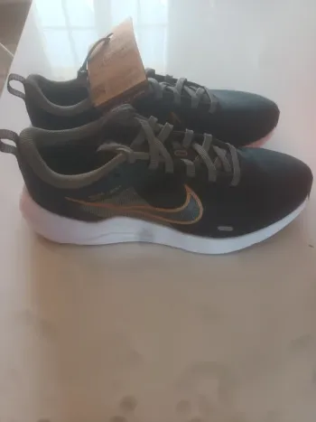 Käytetty Nike running shoes bike — kuva 3 / 5