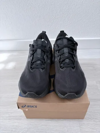 Asics Novablast 5 bike d'occasion — image 7 sur 8