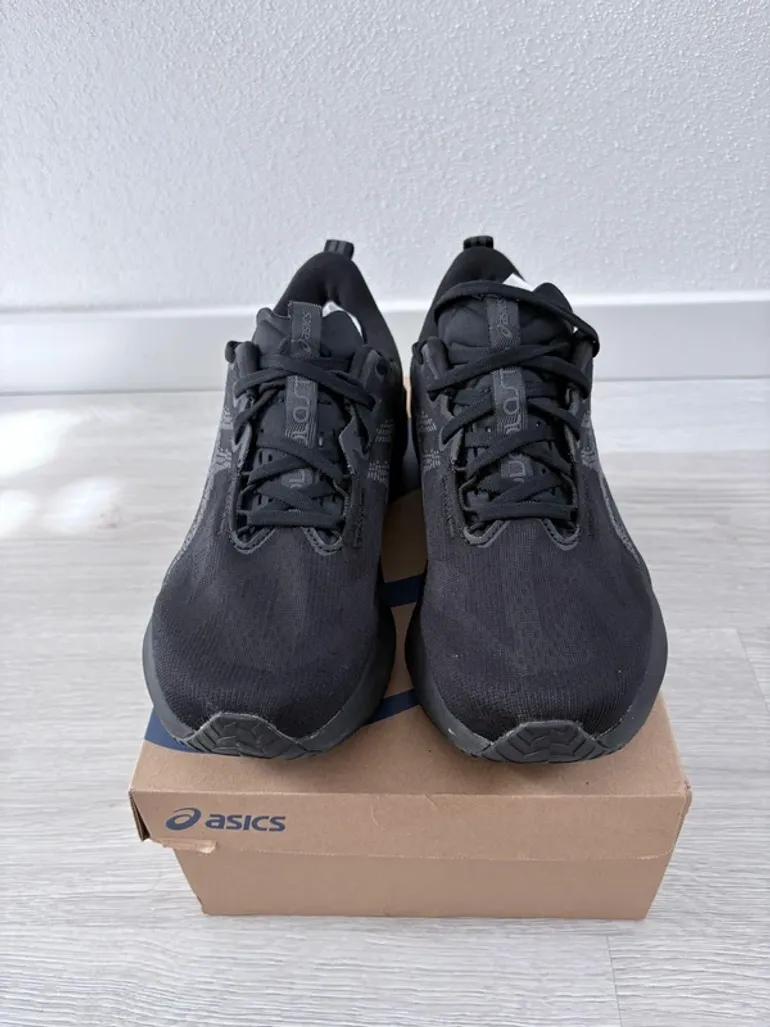 Asics Novablast 5 bike d'occasion — image 7 sur 8
