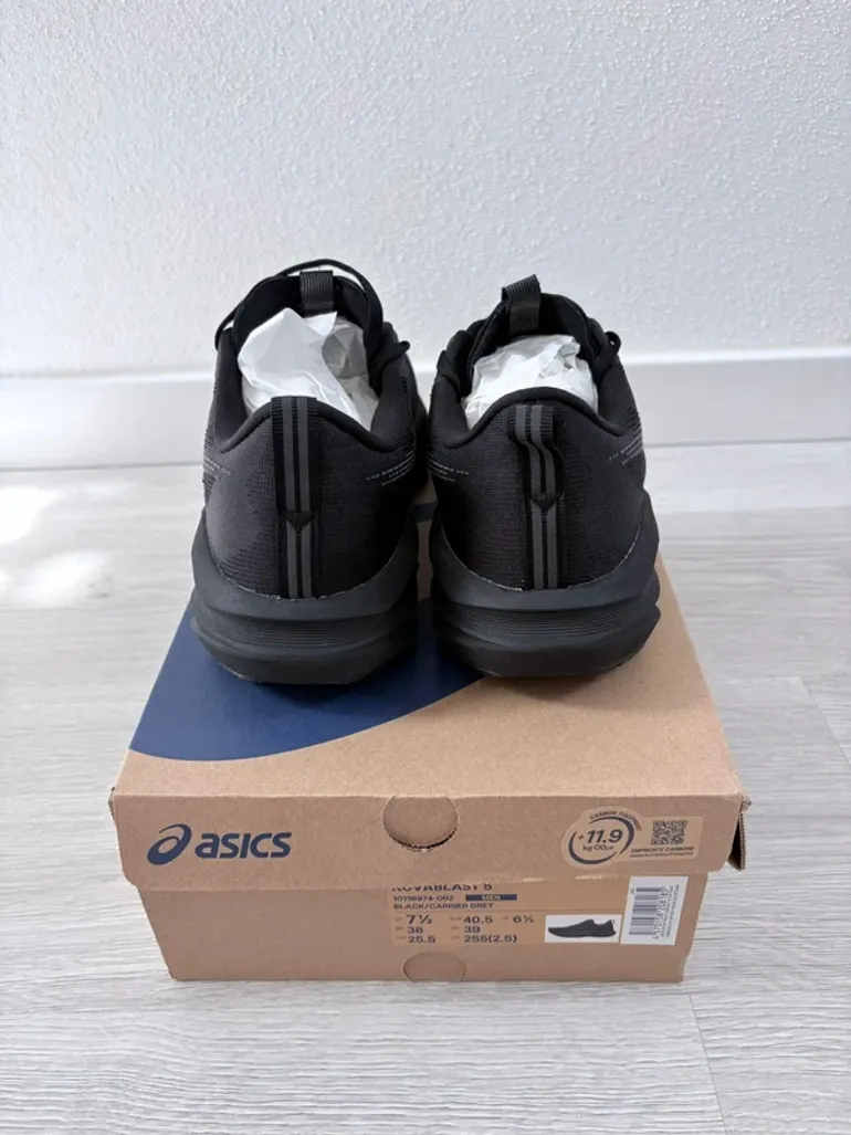 Asics Novablast 5 bike d'occasion — image 5 sur 8