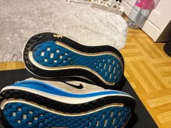 Nike Vomero plus bike d'occasion — image 4 sur 5