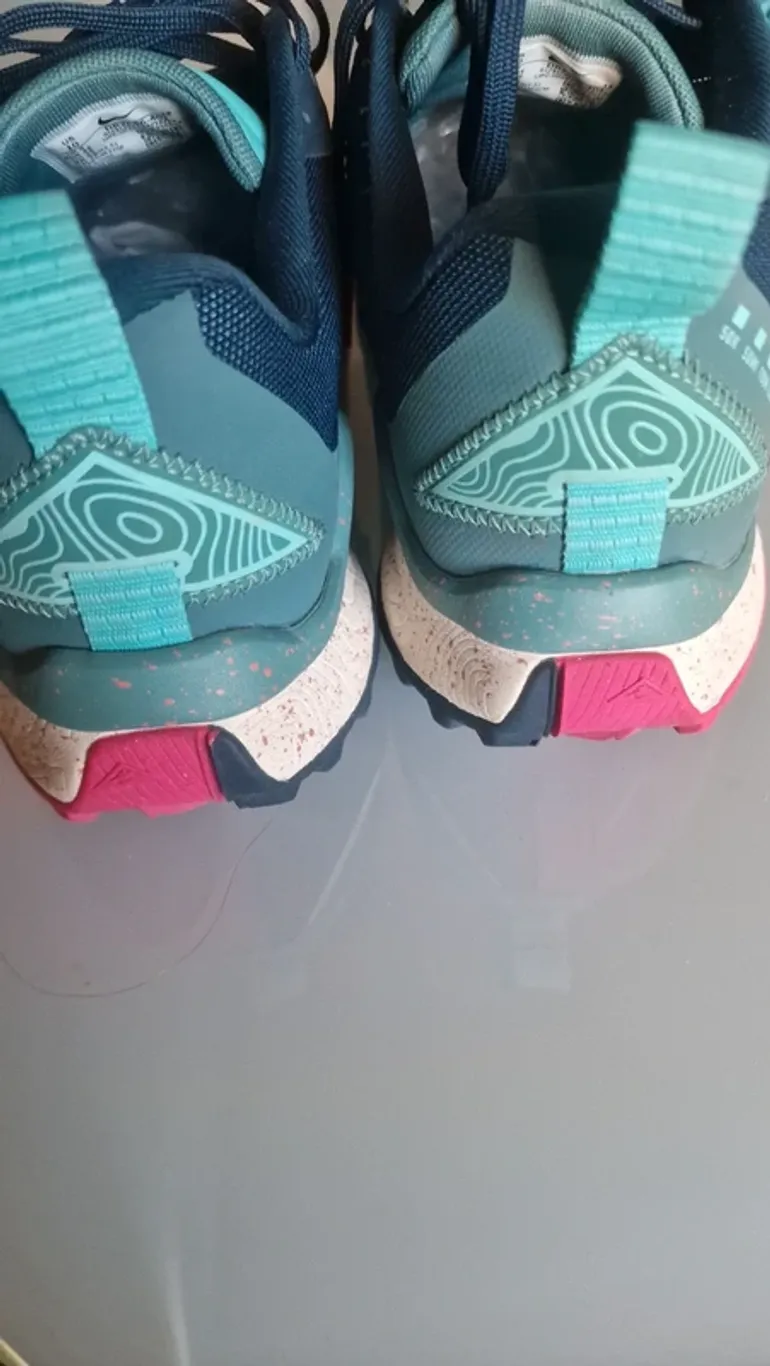 Nike Wildhorse 8 bike usato — immagine 5 di 6