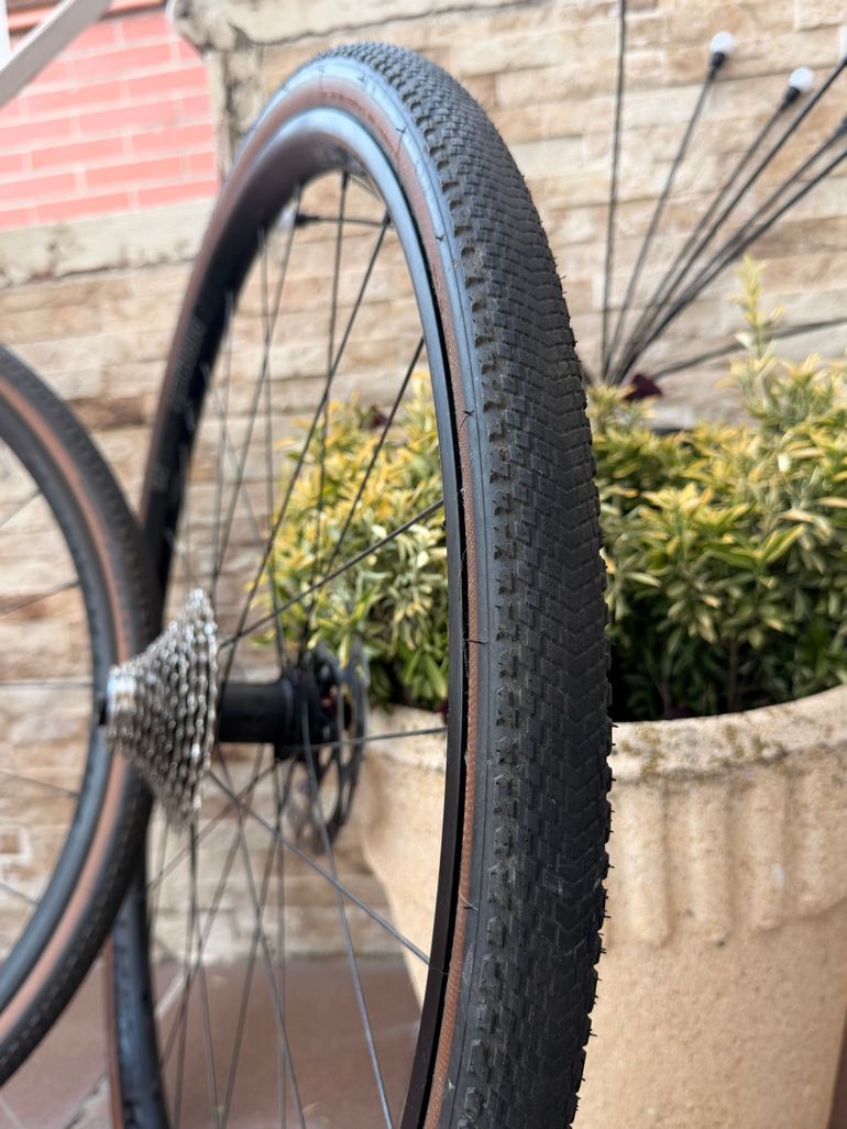 Used Bontrager Complete Wheels 2024 bike — image 5 of 9