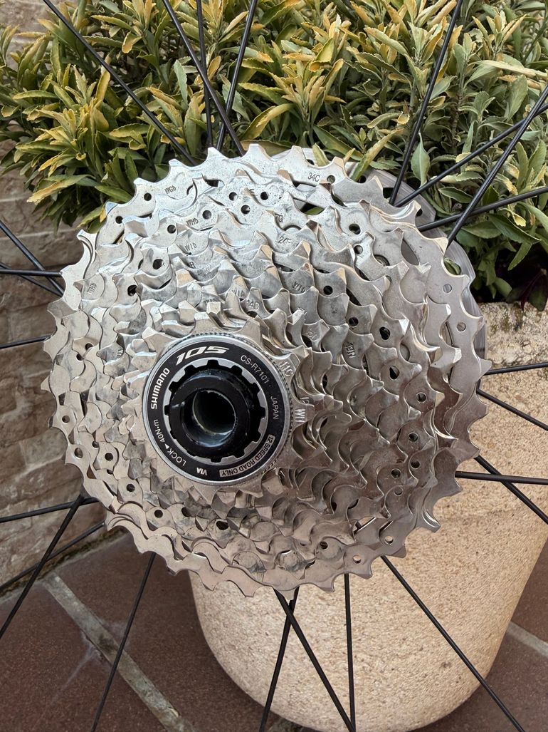 Used Bontrager Complete Wheels 2024 bike — image 9 of 9