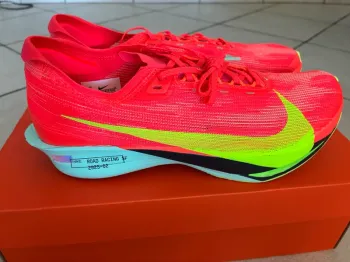 Nike Zoomx Streakfly 2 bike d'occasion — image 3 sur 7