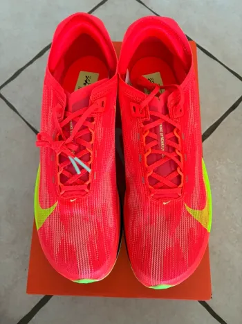 Nike Zoomx Streakfly 2 bike d'occasion — image 2 sur 7
