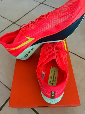 Nike Zoomx Streakfly 2 bike d'occasion — image 6 sur 7