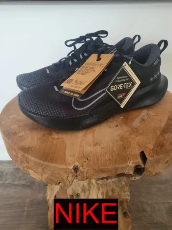 Käytetty 100% Gore-Tex GTX bike