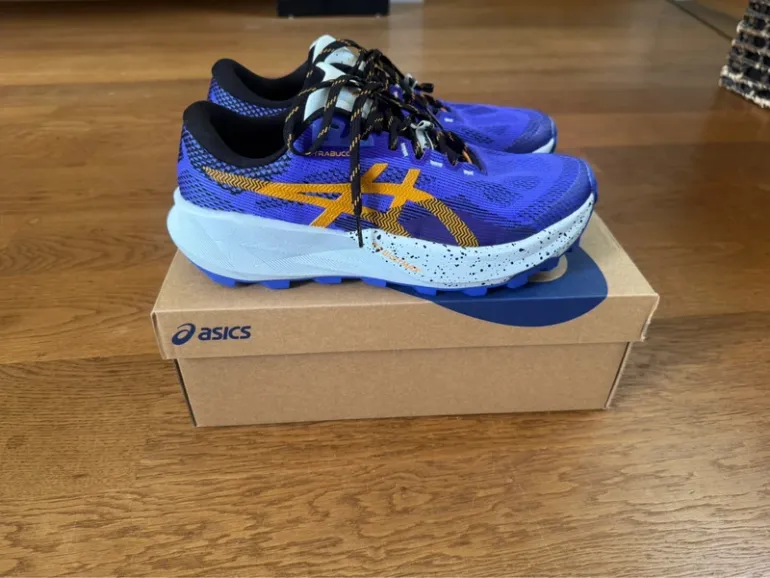 Asics Trabuco 14 bike usato — immagine 1 di 6