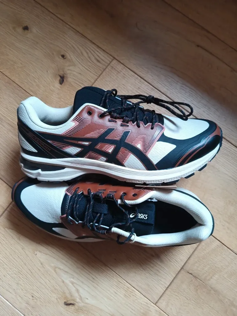 Asics Gel Terrain bike usato — immagine 1 di 6