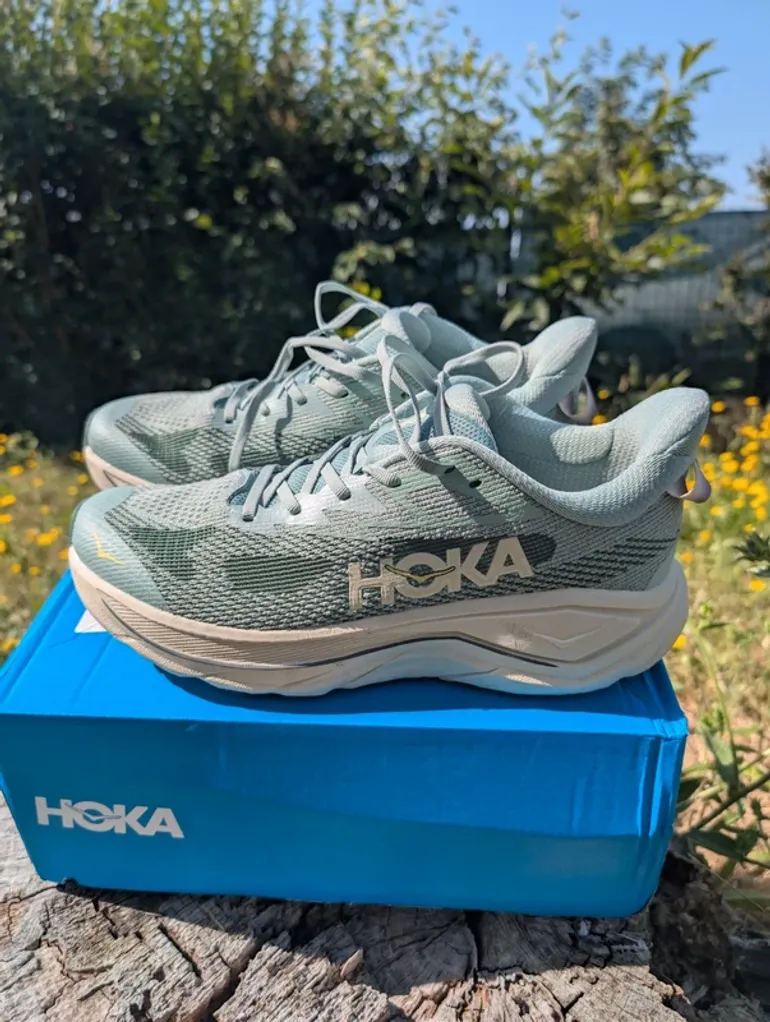 Used Hoka Challenger 8 bike — image 1 of 3