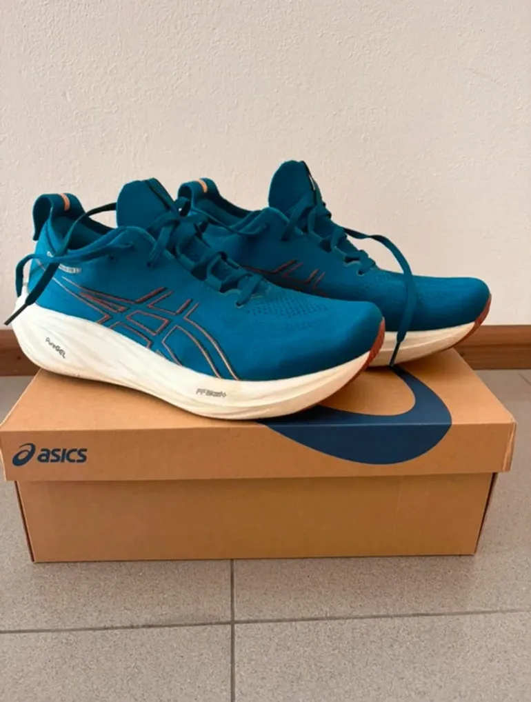 Asics Nimbus bike d'occasion — image 1 sur 5