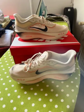 Nike Zoom Fly 6 bike d'occasion — image 4 sur 6