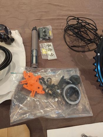 Used Shimano Ultegra R8710 Di2 Disc group (NEW) 2026 bike — image 7 of 7