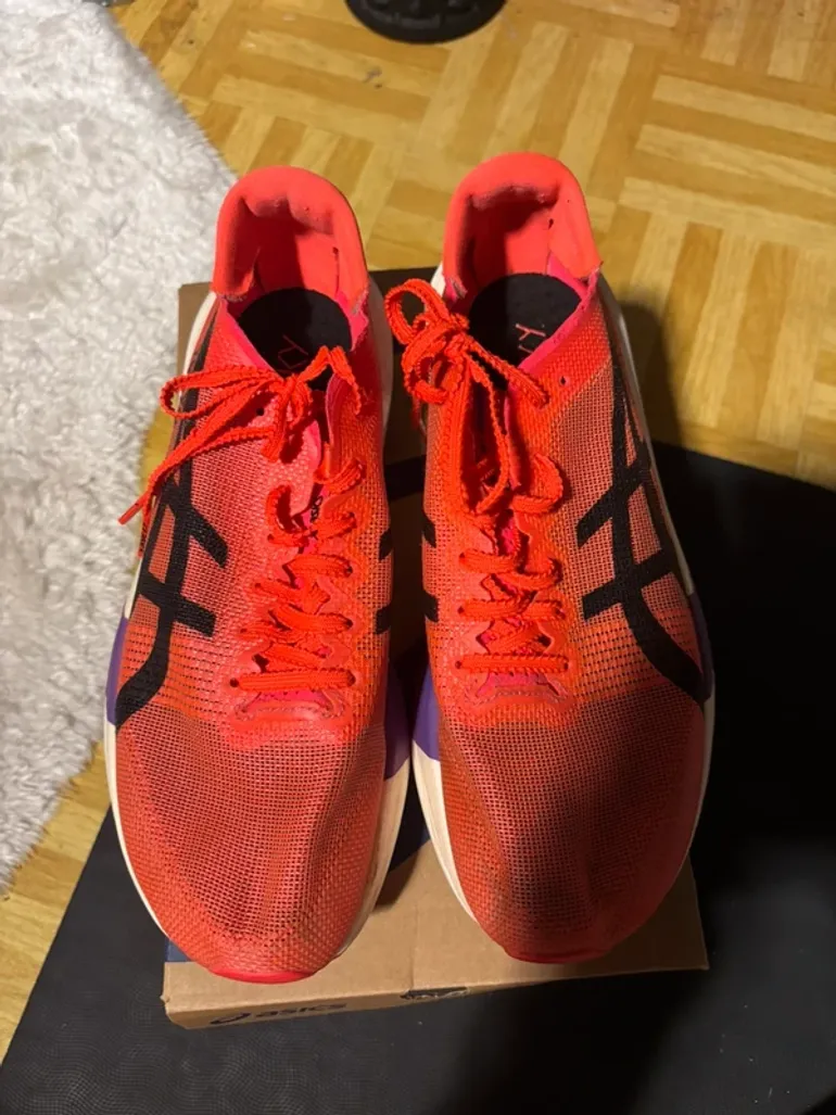 Used Asics MetaSpeed Tokyo Sky bike — image 2 of 6