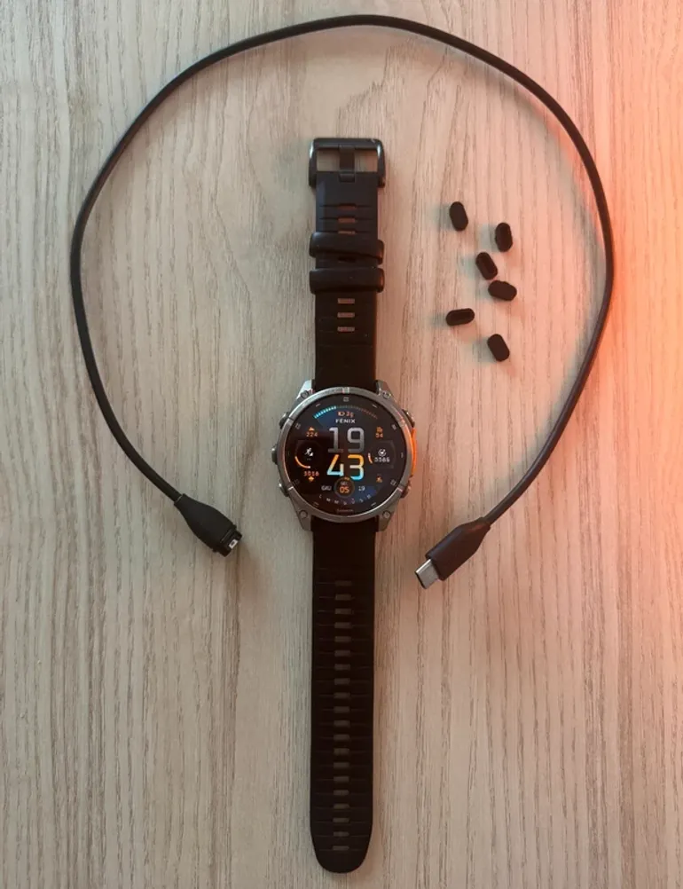 Standard fenix 8 Amoled Sapphire Titanium 47mm 2026 bike d'occasion — image 2 sur 6