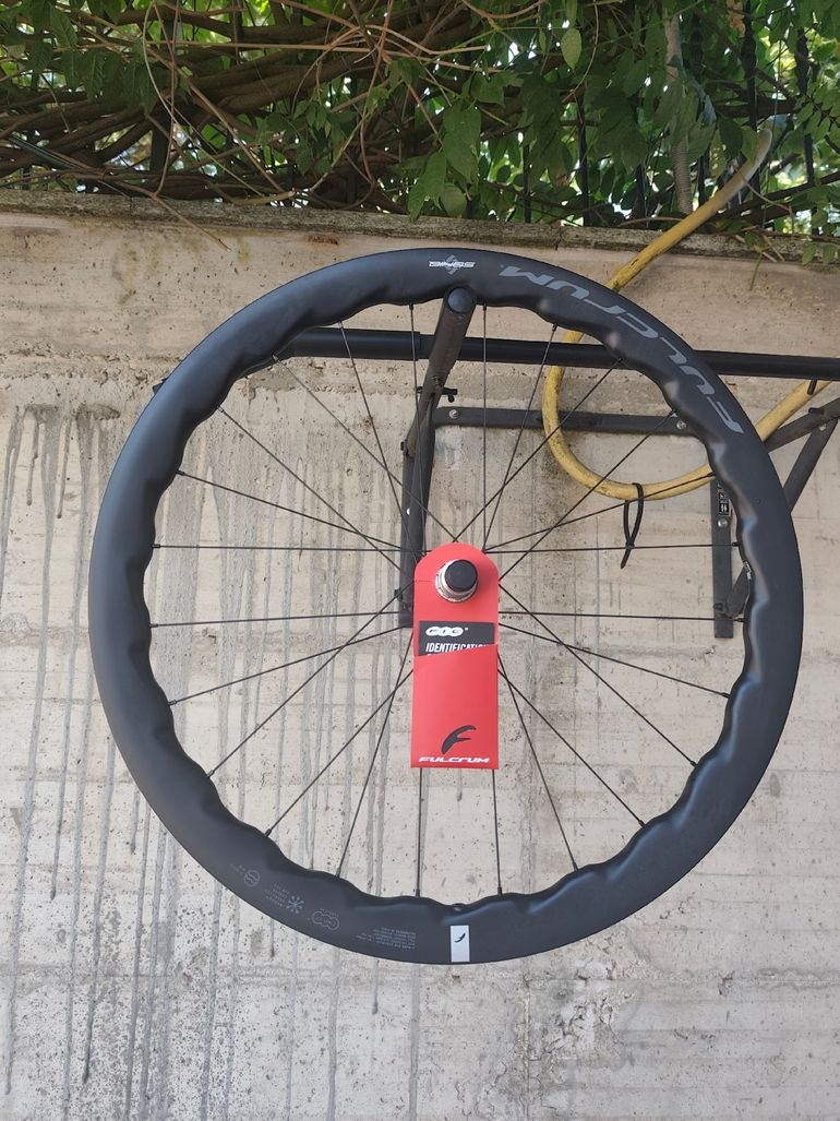 Used Fulcrum Soniq bike — image 1 of 4