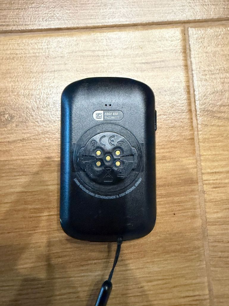 Used Garmin Edge 830 GPS Cycling Computer bike — image 5 of 7